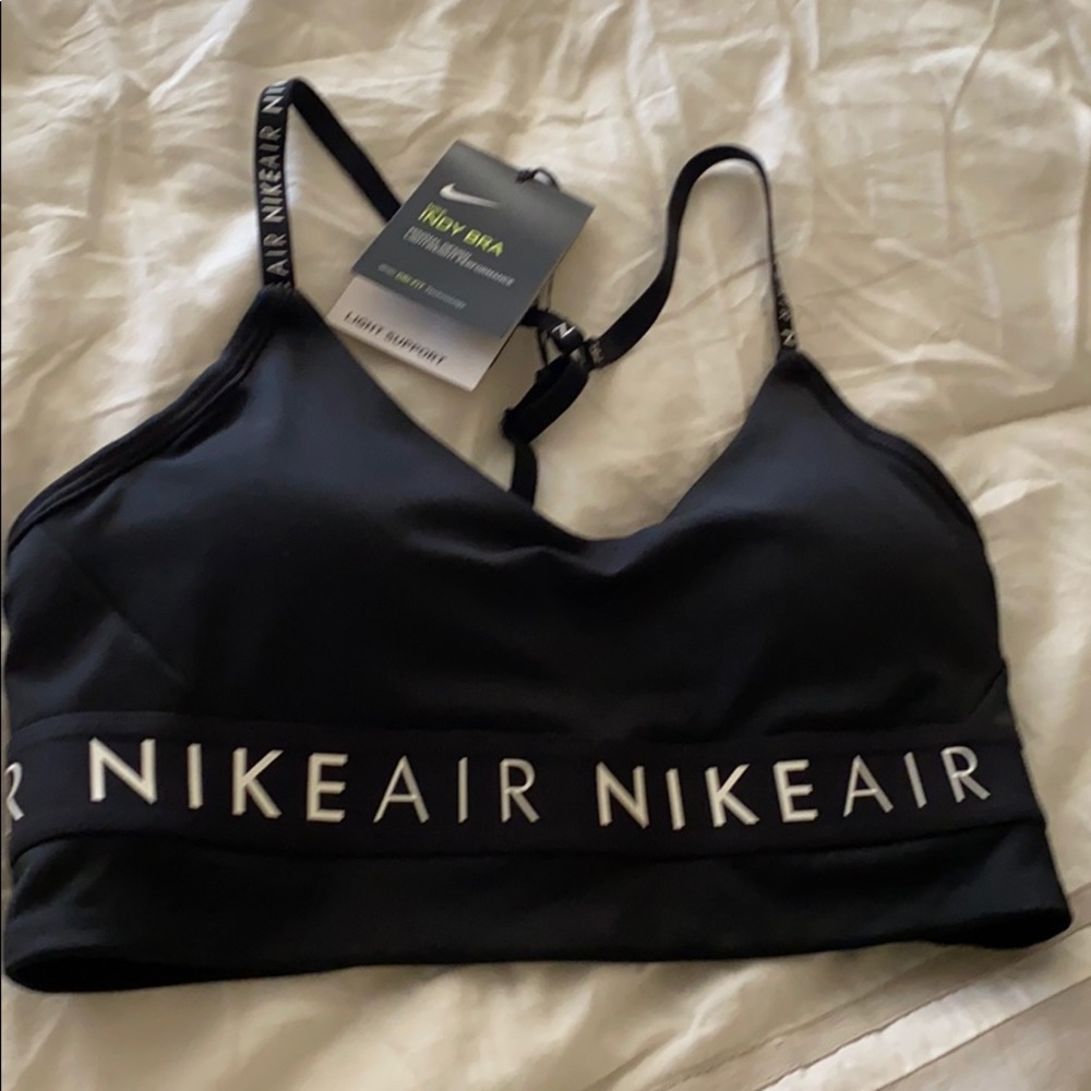 Nike INDY BRA